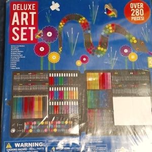 BACK 2 FUN, DELUXE ART SET WITH 280 PIECES